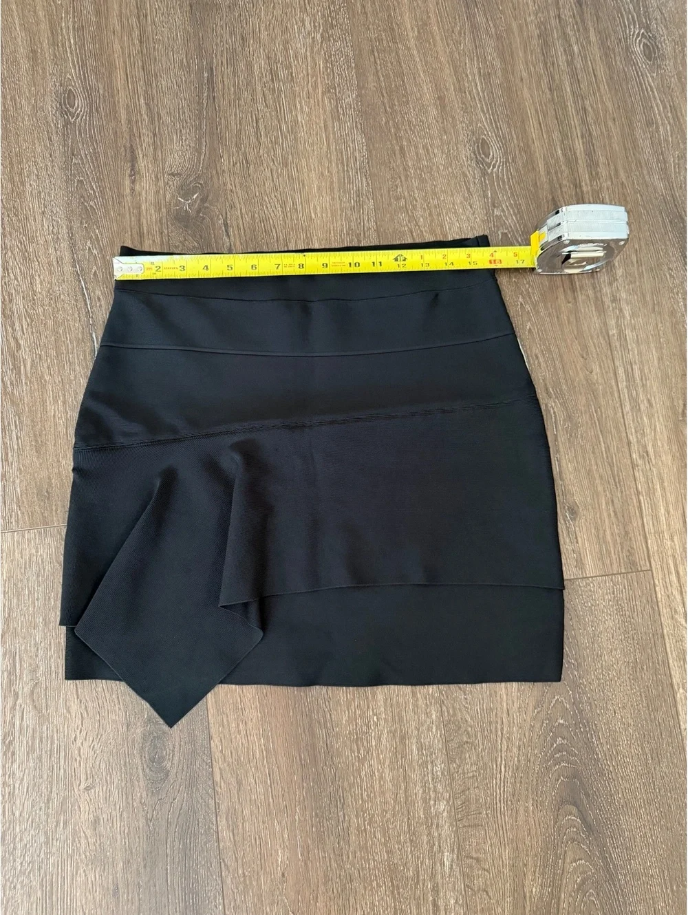 BCBGMAXAZRIA Black Asymmetric Ruffle Bandage Mini Skirt Size L